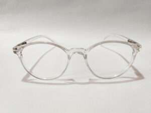 Transparent White Oval Medium Size 48-18-140